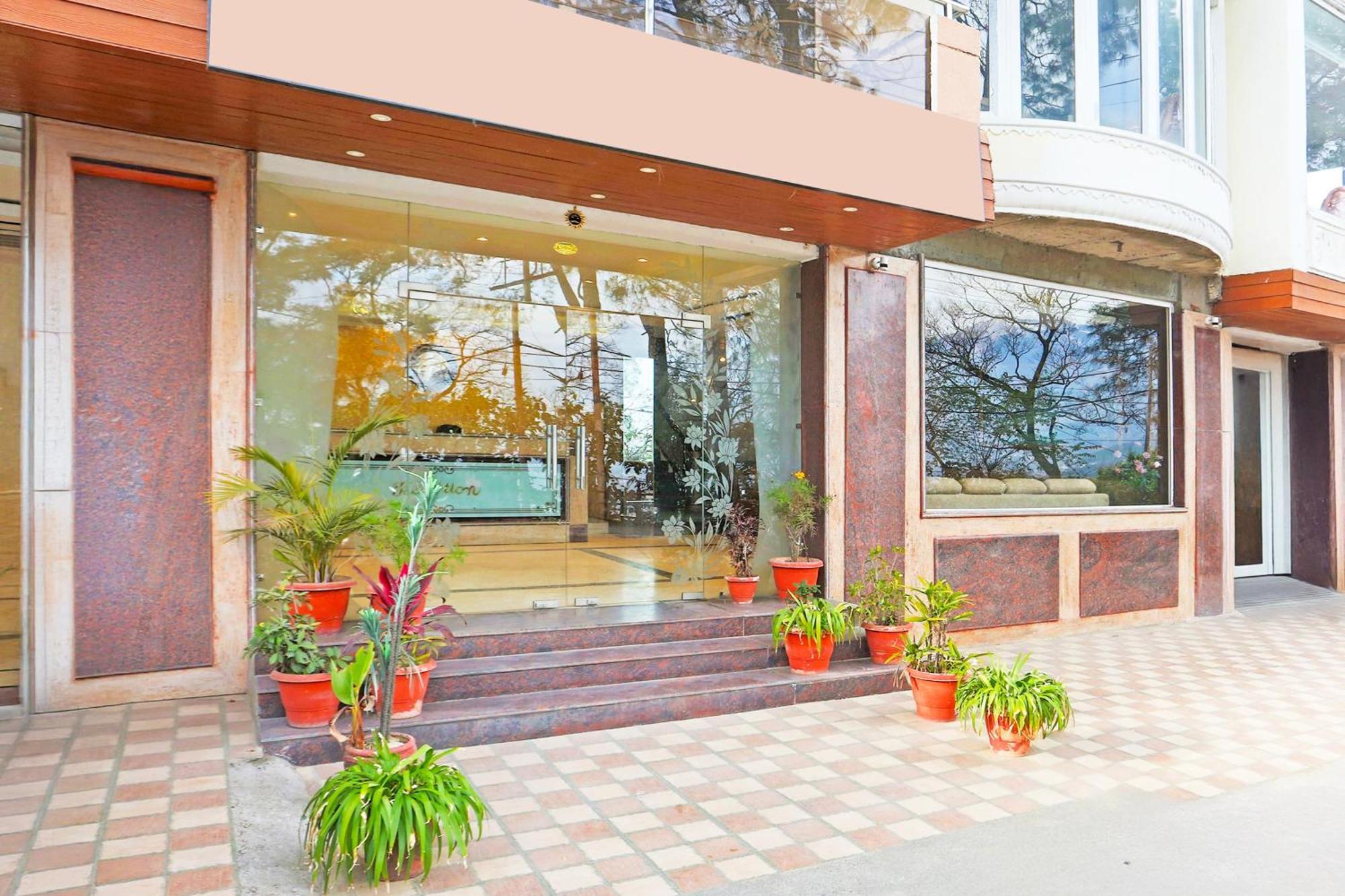 Super Townhouse Oak Dharamshala Near Maximus Mall Exterior photo